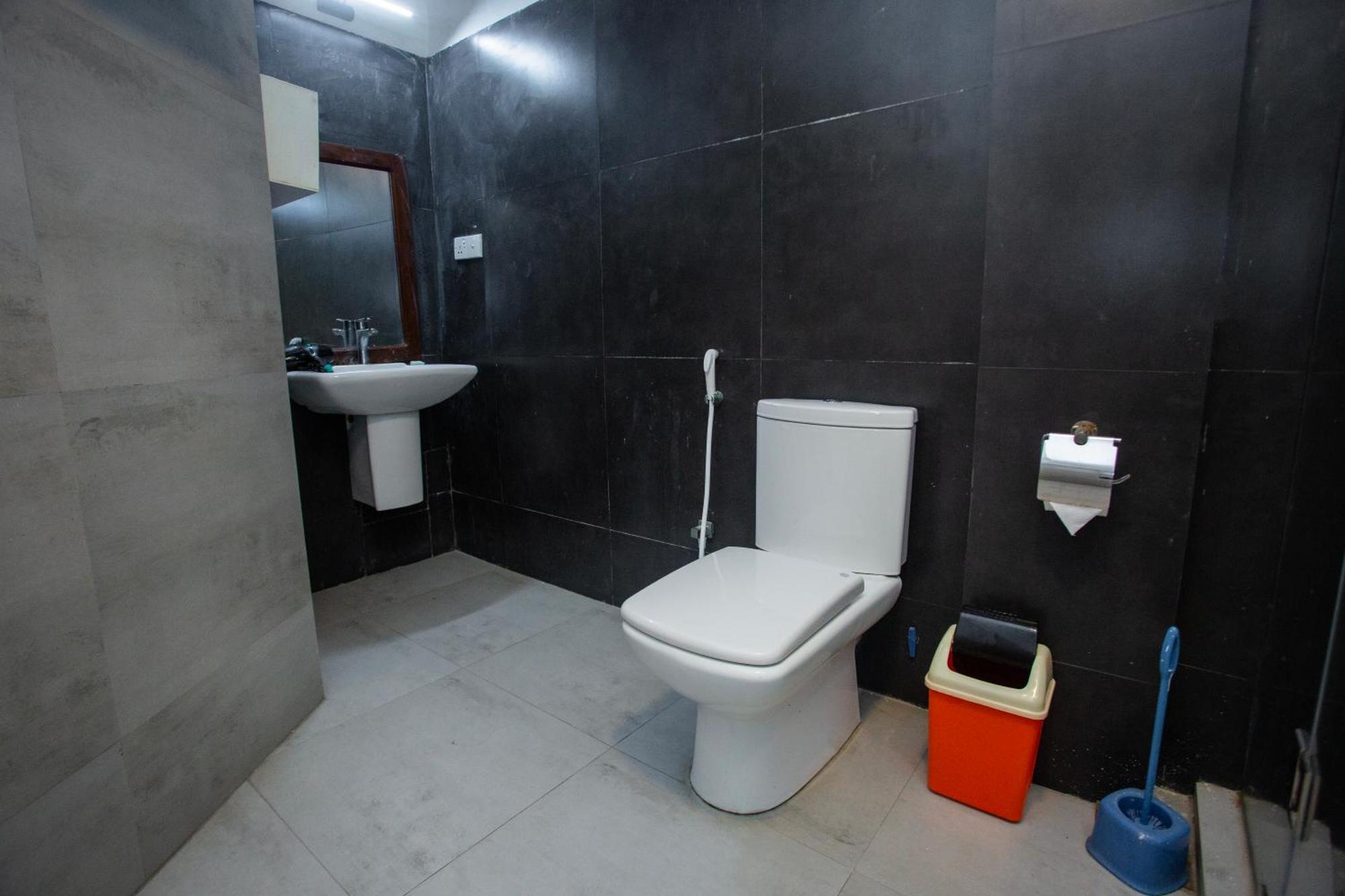 Lucky Seven Hikkaduwa Hotel ภายนอก รูปภาพ